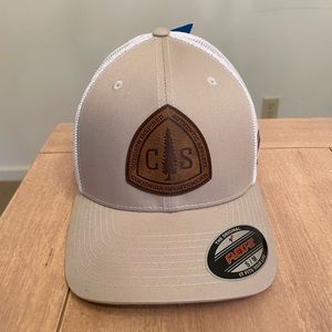 Columbia flex fit hat